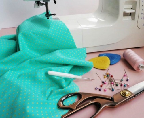 learn to use a sewing machine